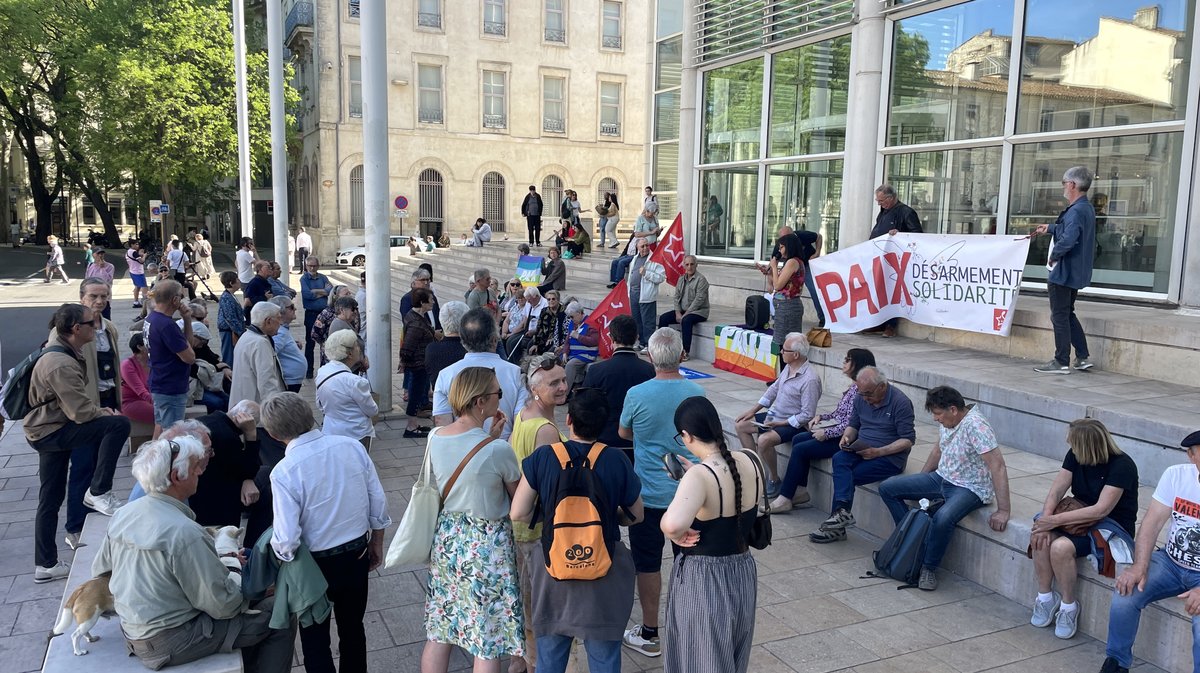 Rassemblement pour la paix et contre la guerre à Nîmes (Photo Anthony Maurin)
