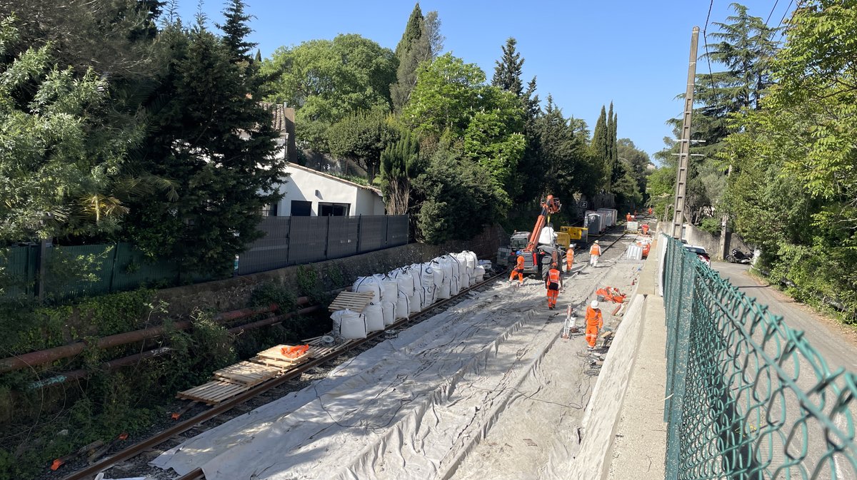 Chantier SNCF des murs de soutènement du Cévenol à Nîmes (Photo Anthony Maurin)