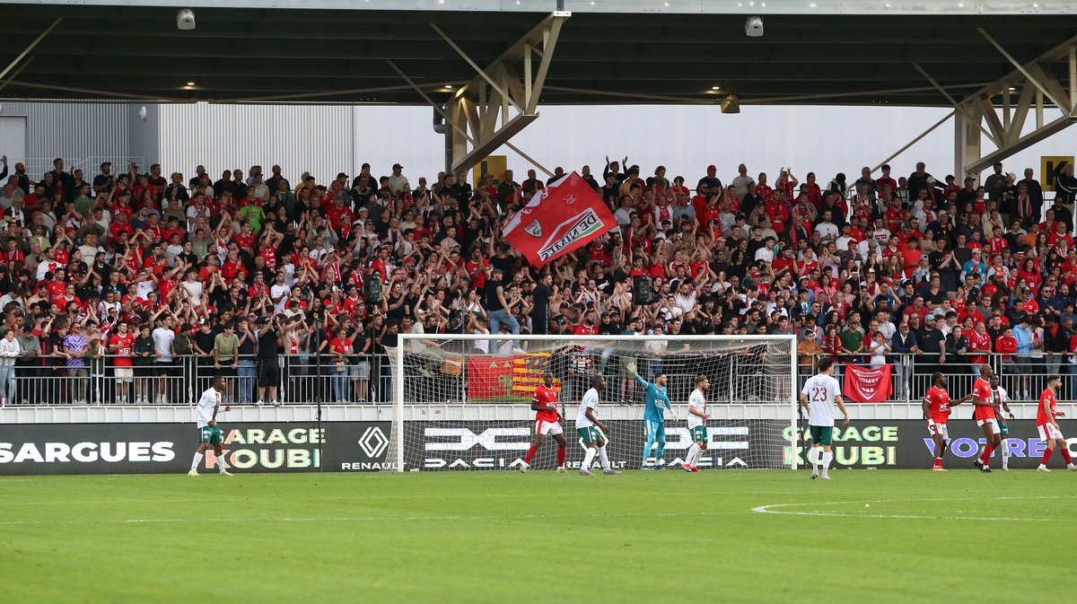 nîmes olympique supporters antonins