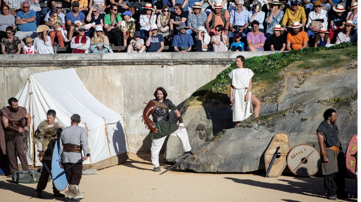 spartacus arenes nimes romaines spectacle