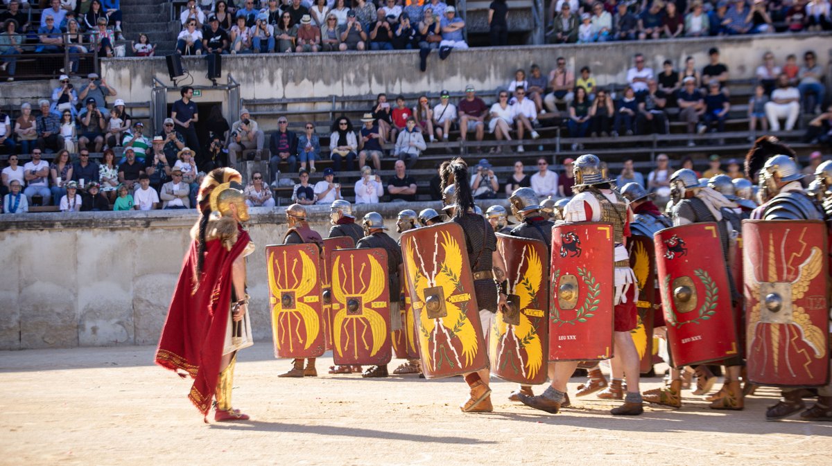 spartacus arenes nimes romaines spectacle