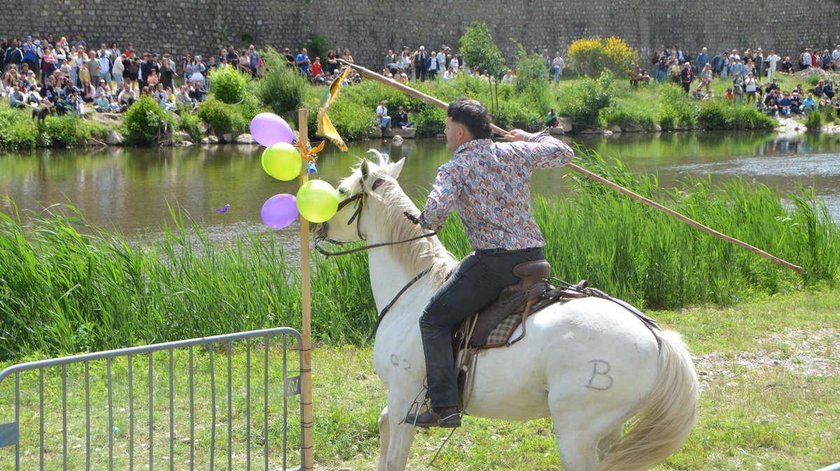 Course des gardians Alès 2026