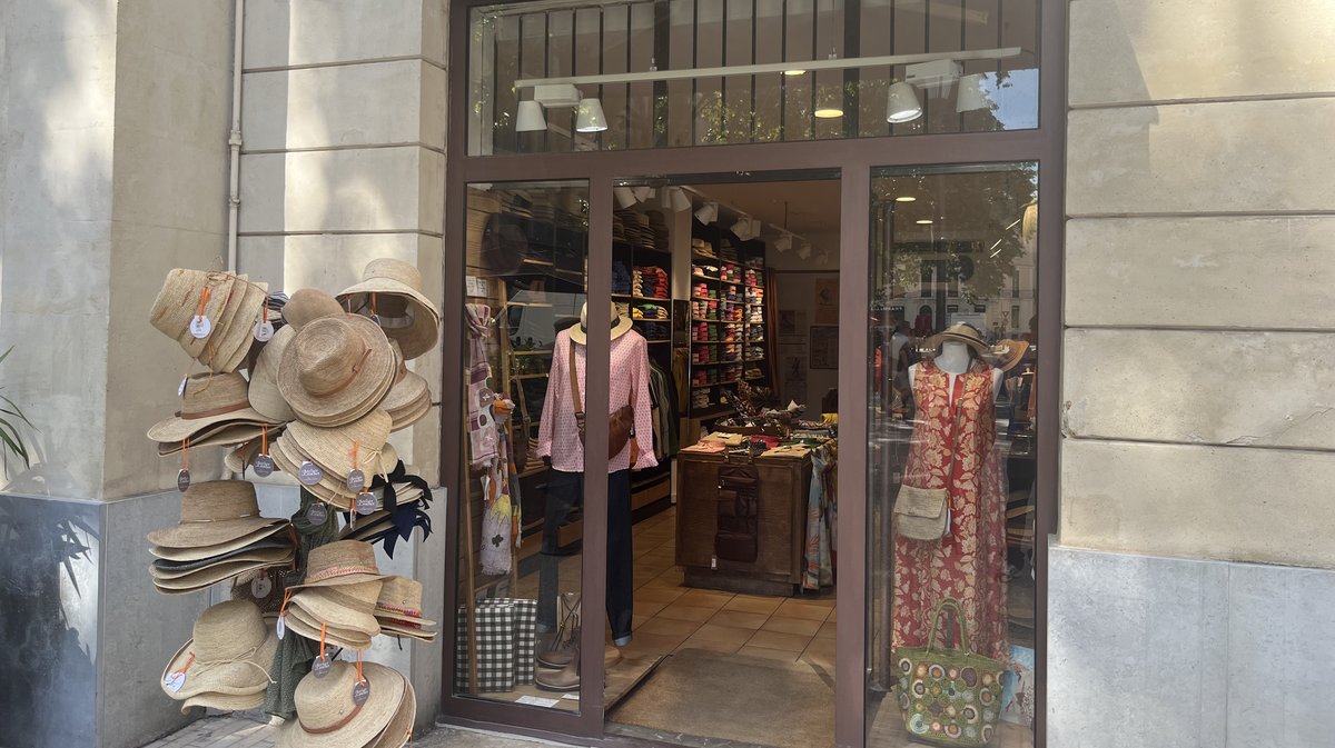 NÎMES EN FERIA Commerçants et bodegas au taquet : les dernières mise en place
