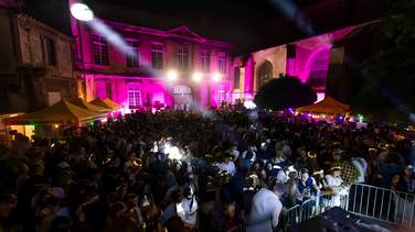 Bal des pompiers d'Arles