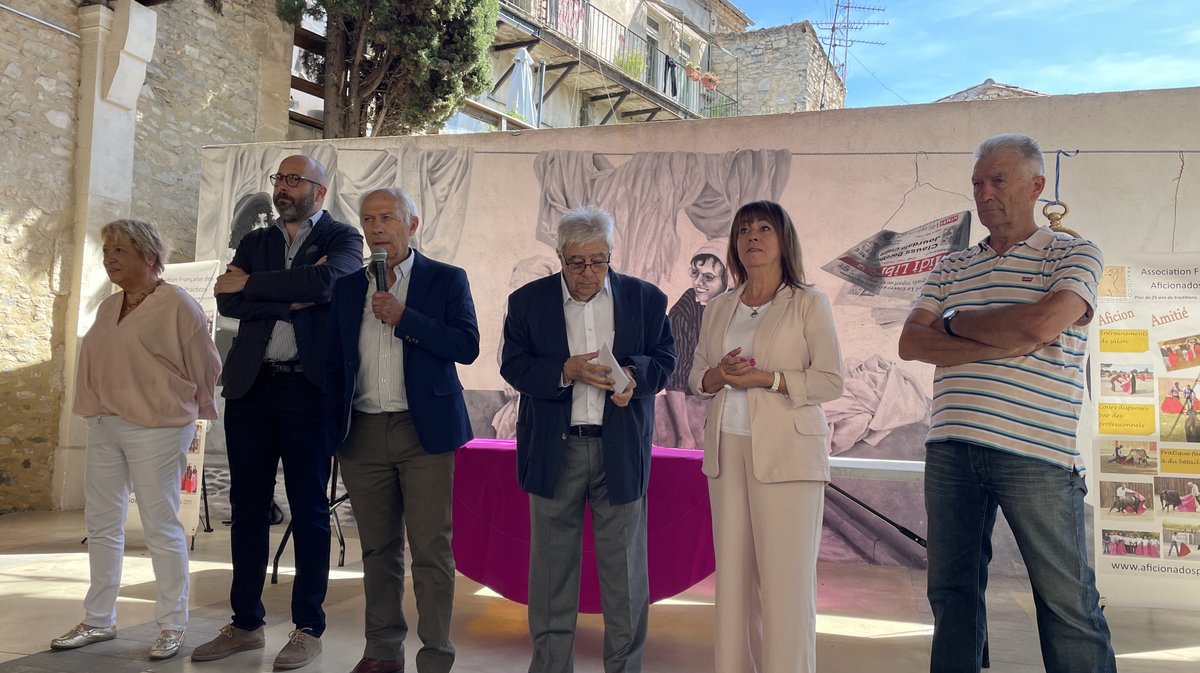 Hommage aux pionniers de la tauromachie de l'AFAP pour Jean-Marie Bourret lors de la feria de Pentecôte 2026 à Nîmes (Photo Anthony Maurin)