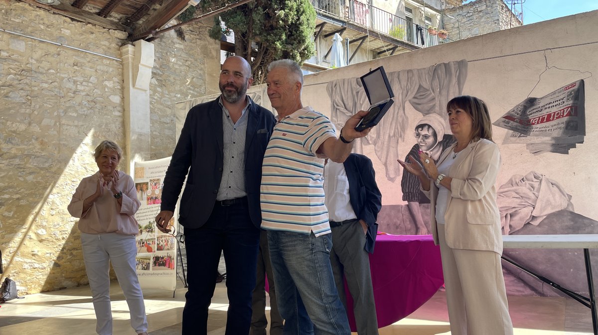 Hommage aux pionniers de la tauromachie de l'AFAP pour Jean-Marie Bourret lors de la feria de Pentecôte 2026 à Nîmes (Photo Anthony Maurin)