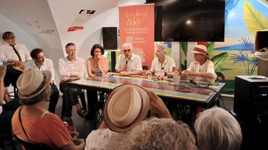 Lors de la venue de Fabien Roussel pour la feria de Nîmes