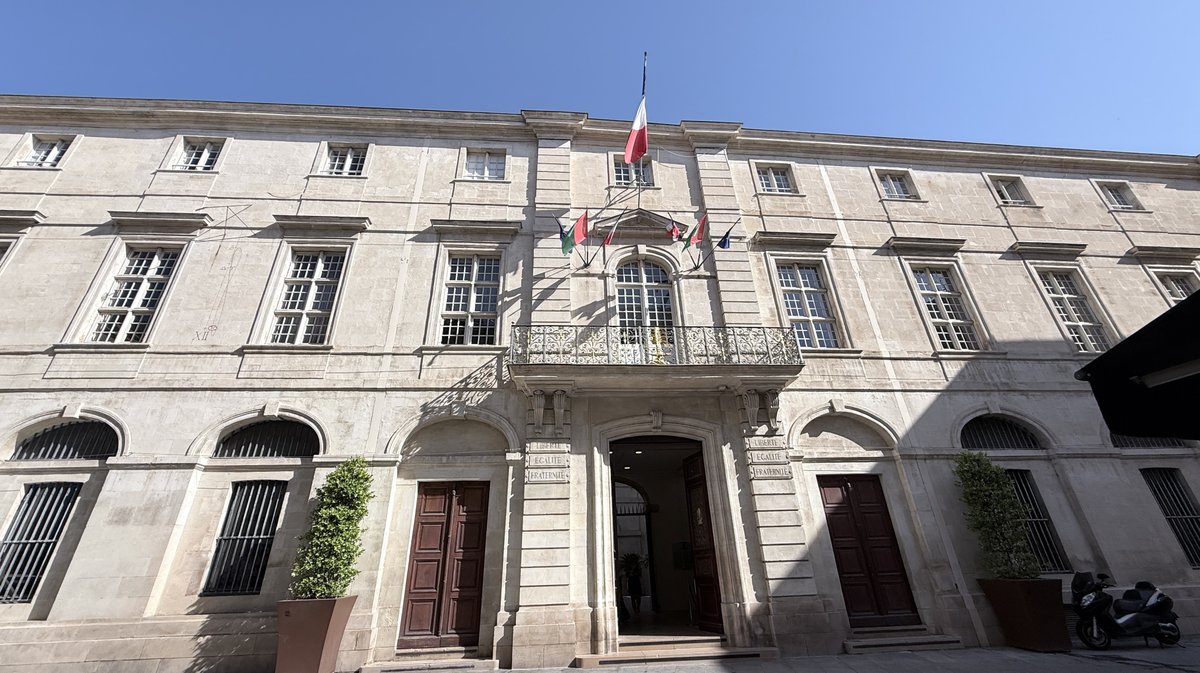 La mairie de Nîmes
