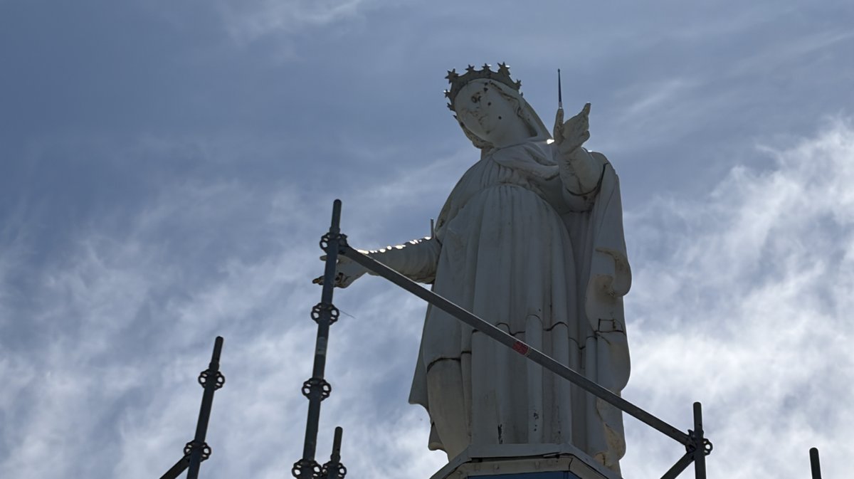 Vierge Marie Statue Ermitage