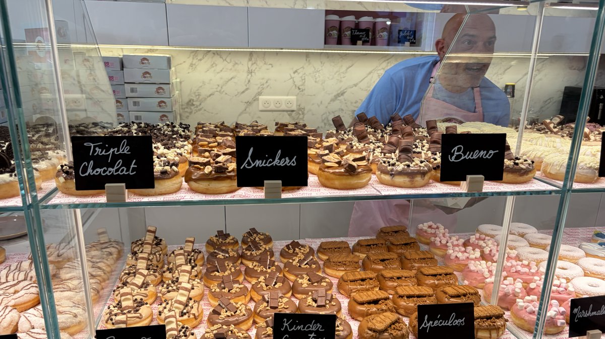 Dreams Donuts