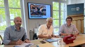 Le président du Club des Hôteliers de Nîmes, Lionel Maury, l’adjoint au tourisme Laurent Mespoulet et le directeur de l’office du tourisme Xavier Labaune