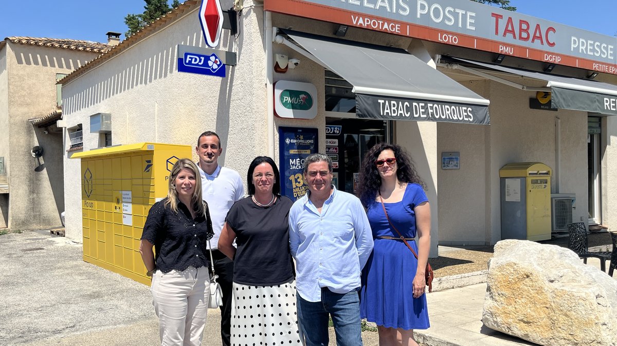 FOURQUES La Poste réinvente la proximité avec consigne Pickup et bureau relais