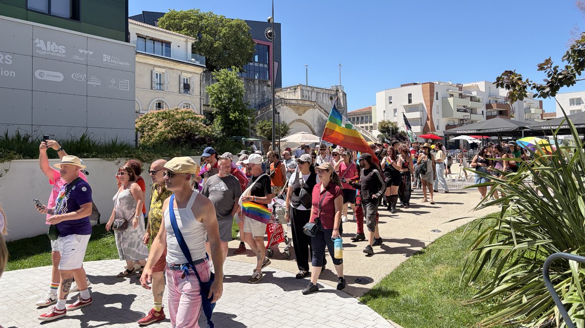 marche des fiertés alès