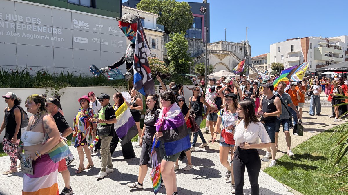 marche des fiertés alès