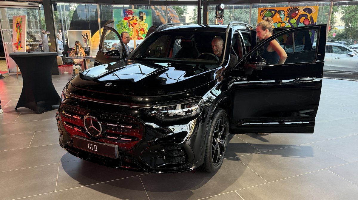 Mercedes Sodira Nîmes