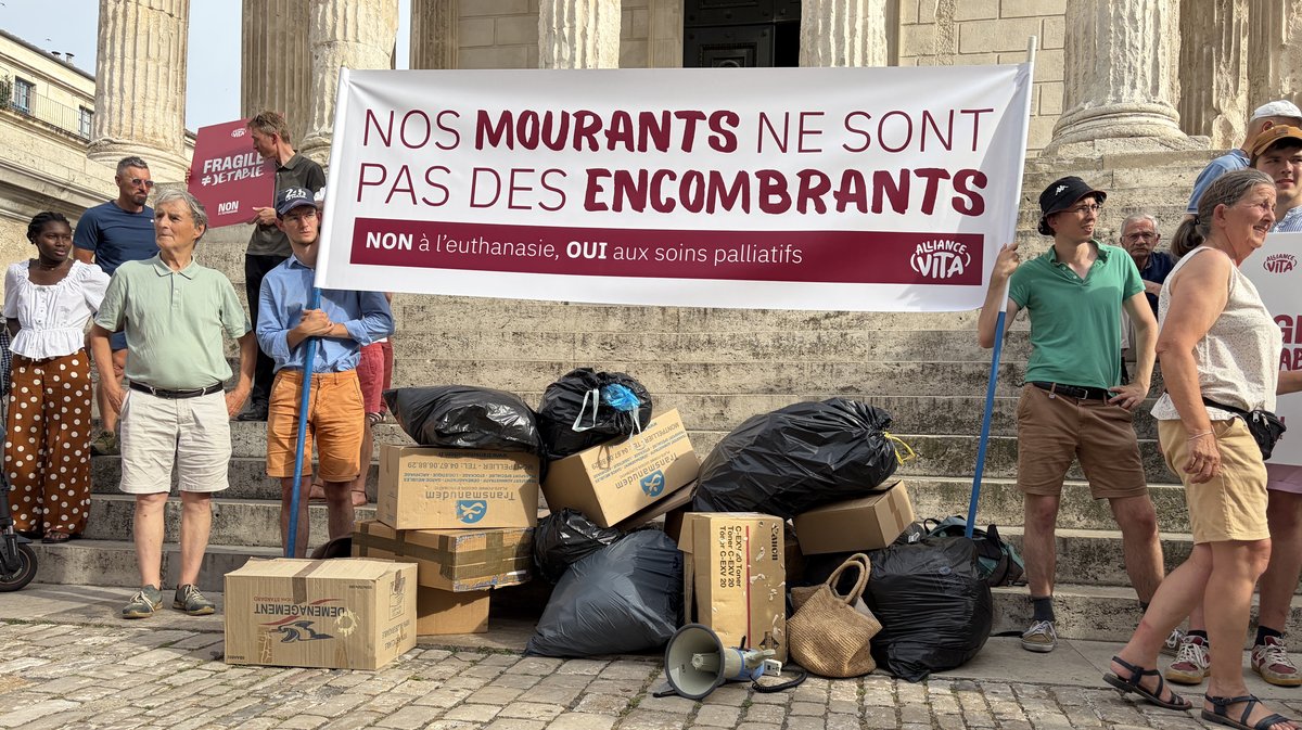 Alain Charbonnier, porte parole départemental d’Alliance VITA à Nîmes, a déclaré :