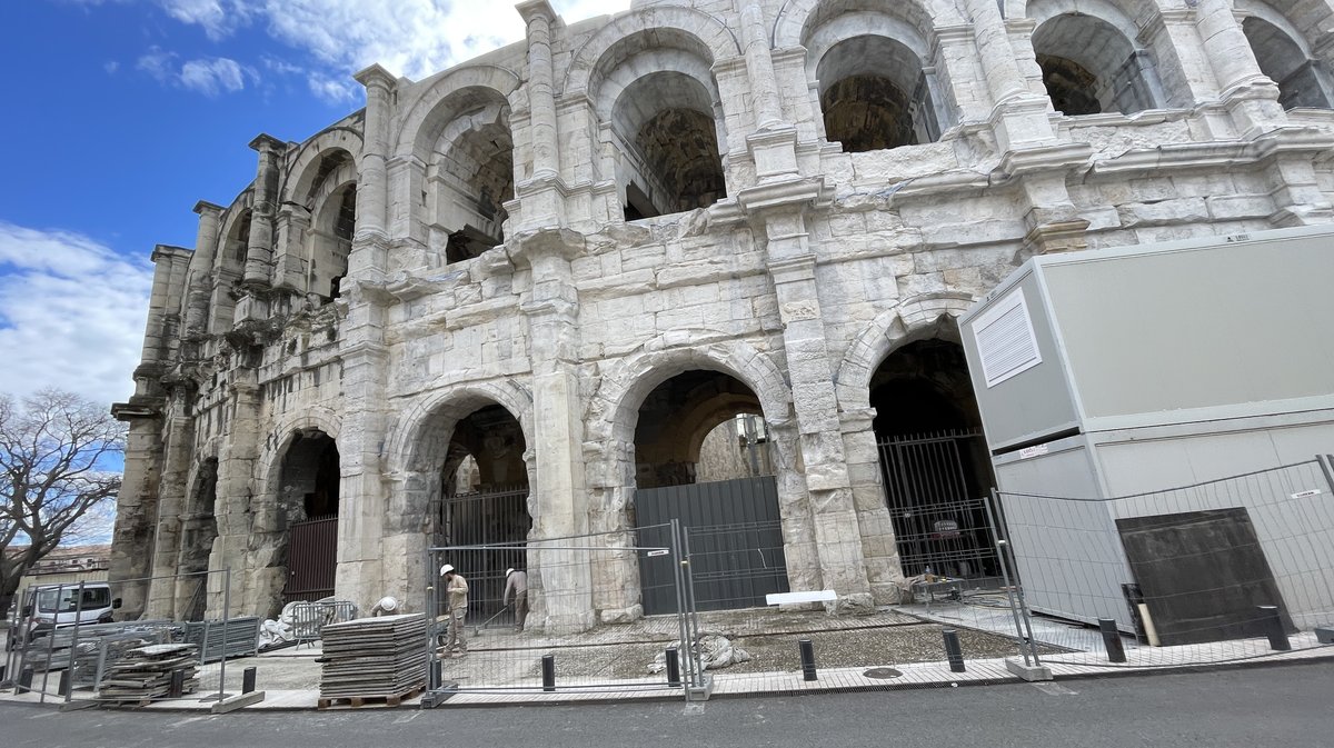 Chantier de restauration de l'amphithéâtre de Nîmes (Photo Archives Anthony Maurin)