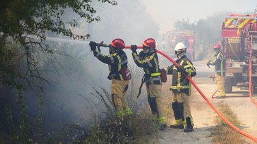 pompiers incendie milhaud
