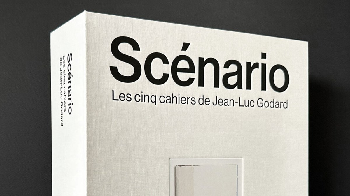 Le coffret « Scénario » réunit les cinq derniers cahiers du cinéaste Jean-Luc Godard.