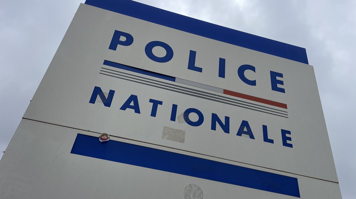 Hommage aux policiers morts ou blessés en service (Photo Anthony Maurin)