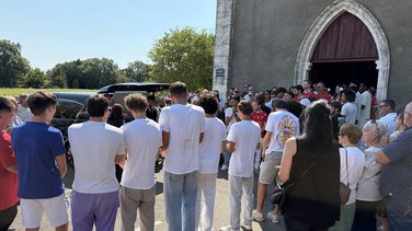 obsèques cérémonie adieu teva rodriguez nîmes olympique