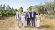 De gauche à droite : Eddy Valadier, Valérie Meunier, Laurent Burgoa, Jonathan Pire et Josy Manya