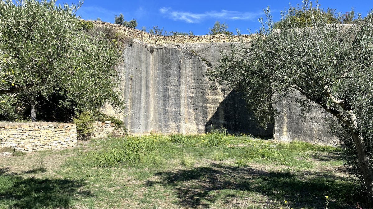 Le site du Vallon d’Escaunes à Cantarelles, carrières et tunnels de l'aqueduc du Pont du Gard (Photo Anthony Maurin)