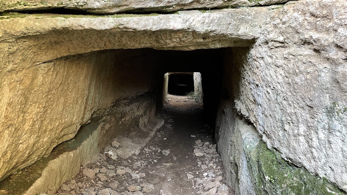 Le site du Vallon d’Escaunes à Cantarelles, carrières et tunnels de l'aqueduc du Pont du Gard (Photo Anthony Maurin)