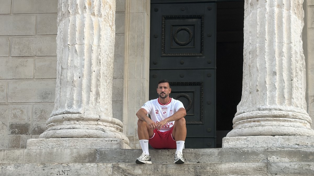 NÎMES OLYMPIQUE Maillots