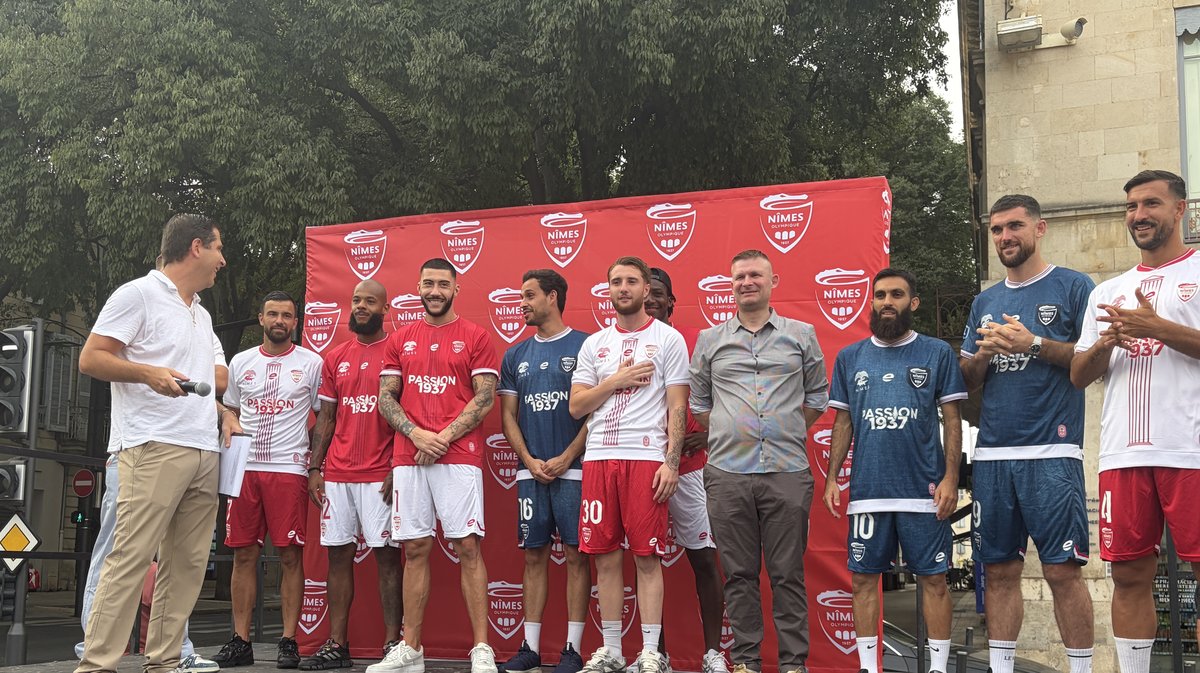NÎMES OLYMPIQUE Maillots
