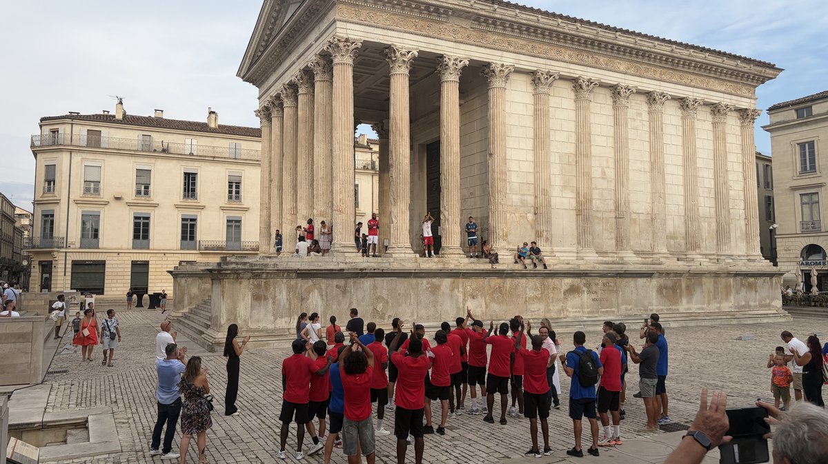 NÎMES OLYMPIQUE Maillots