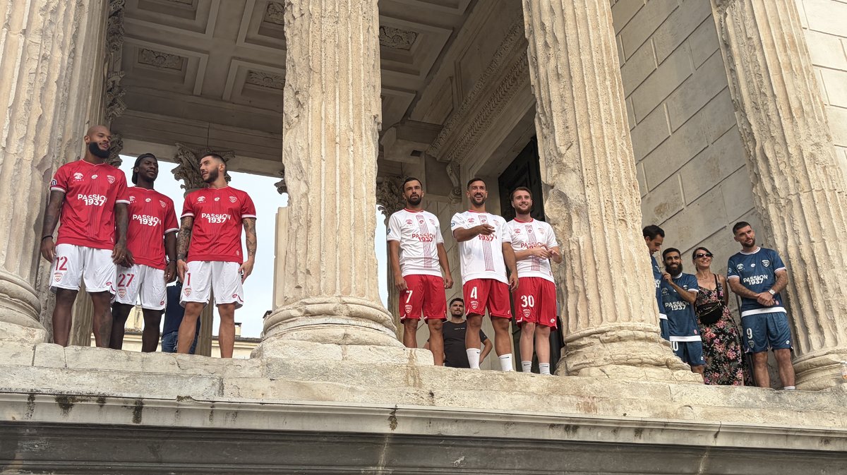 NÎMES OLYMPIQUE Maillots