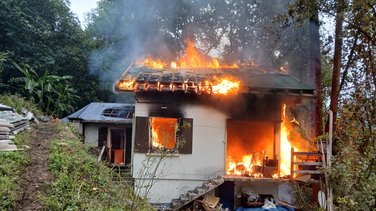 Pavillon en feu Saint-Julien-de-la-Nef