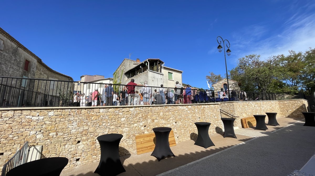 Sauzet et sa nouvelle place Joseph Artal (Photo Anthony Maurin)