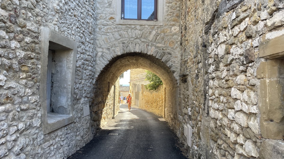 Sauzet et sa nouvelle place Joseph Artal (Photo Anthony Maurin)