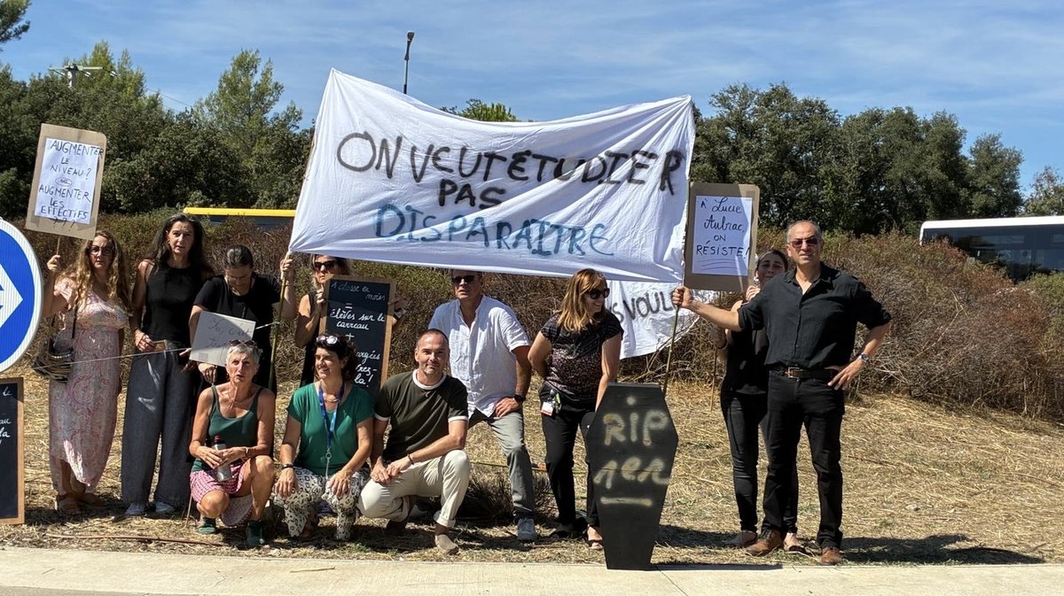 Mobilisation fermeture classe 1ère Lucie Aubrac Sommières