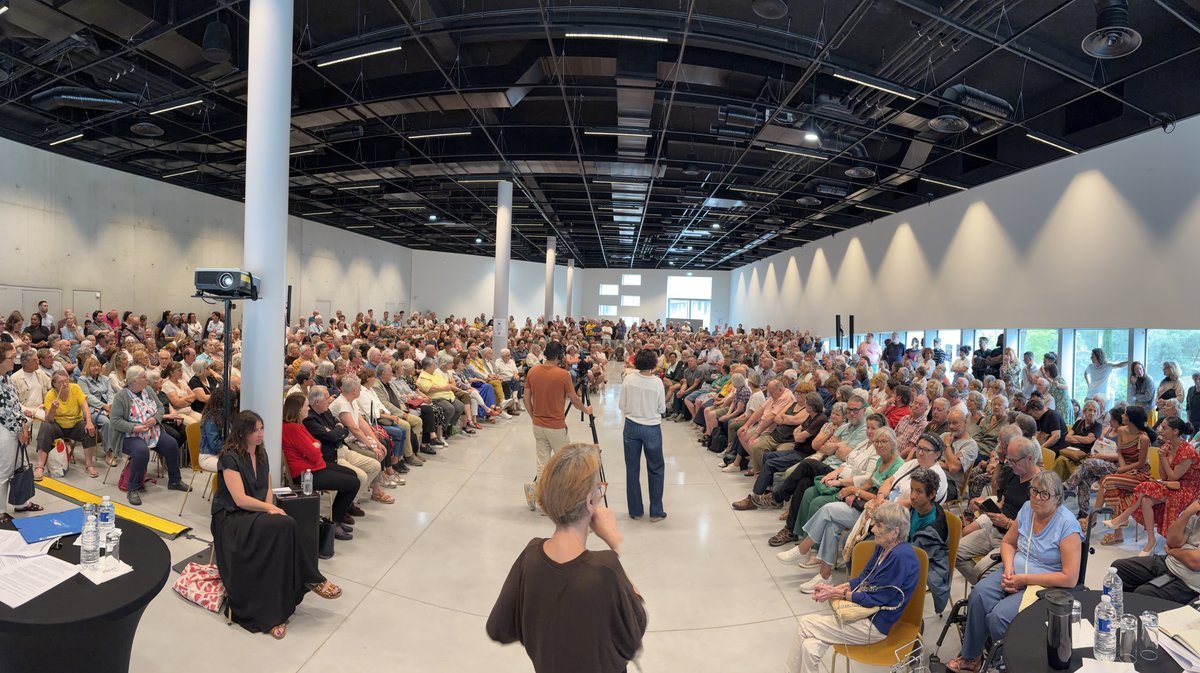 En juin, plus de 650 personnes, selon les organisateurs, sont venues parler des problèmes rencontrés dans le centre-ville