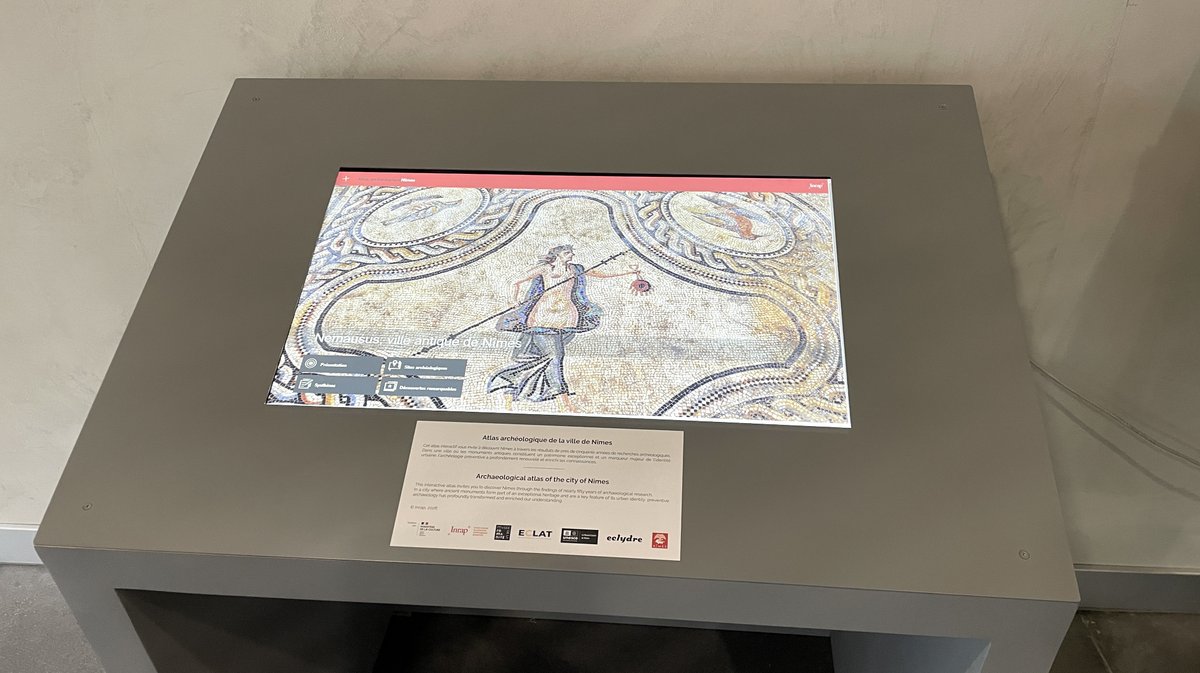 Présentation de l'Atlas archéologique de Nîmes Inrap (Photo Anthony Maurin)