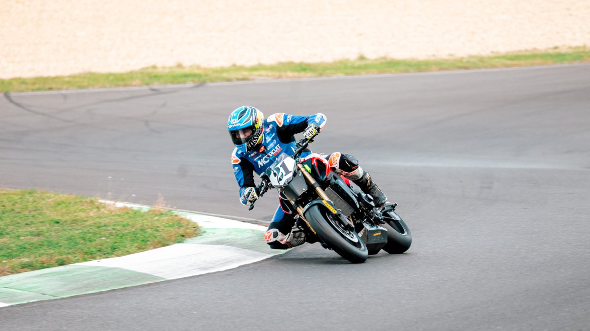 Week-End Racing Cup