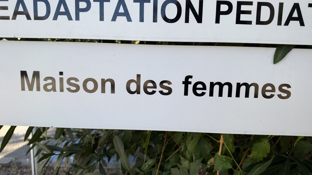 Maison des Femmes du Gard au CHU Carémeau avec pour marraine Alexandra Lamy (Photo Anthony Maurin)