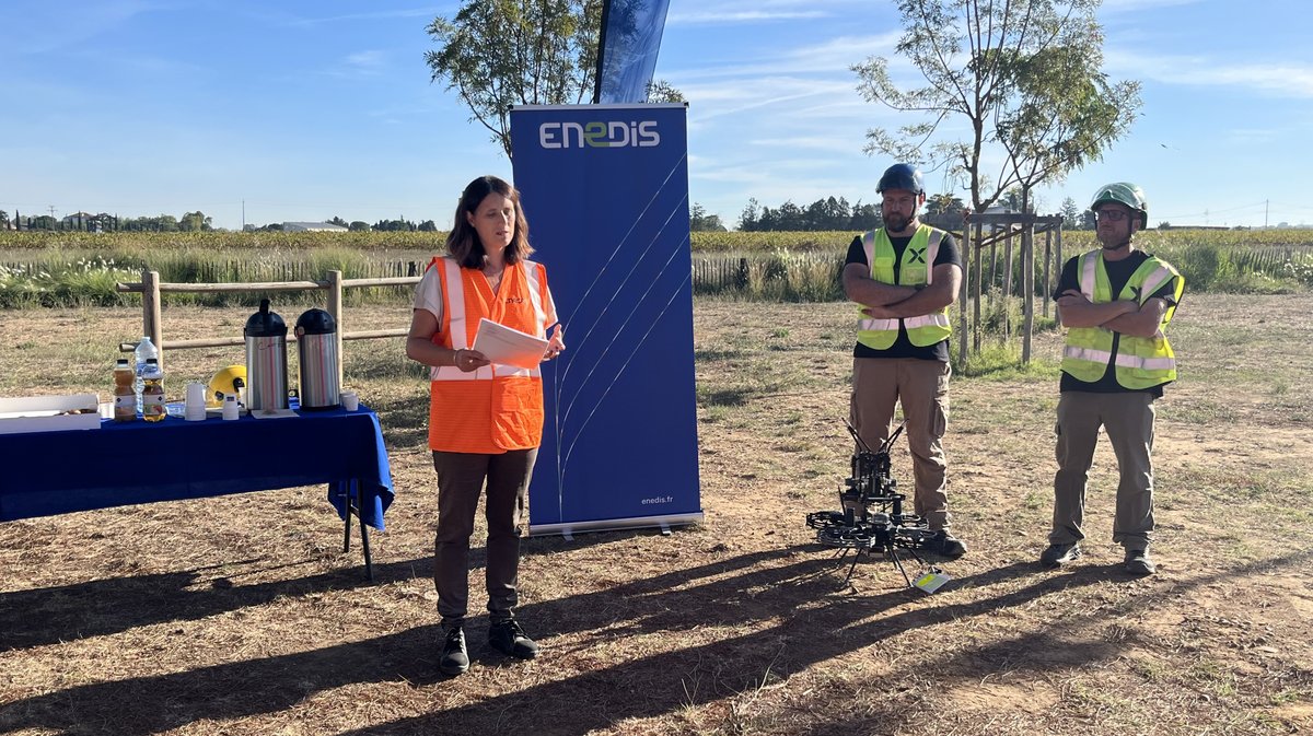 AUBORD Enedis pose des balises avifaune par drone pour protéger les oiseaux du Gard