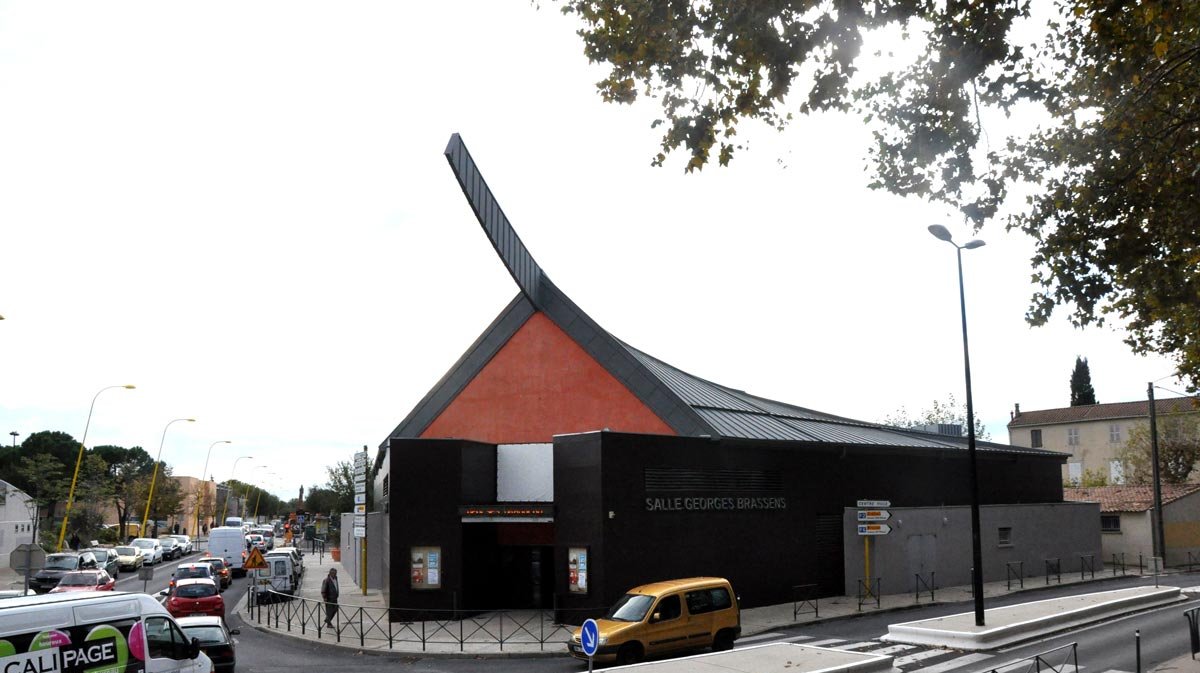 salle Georges Brassens à Lunel.