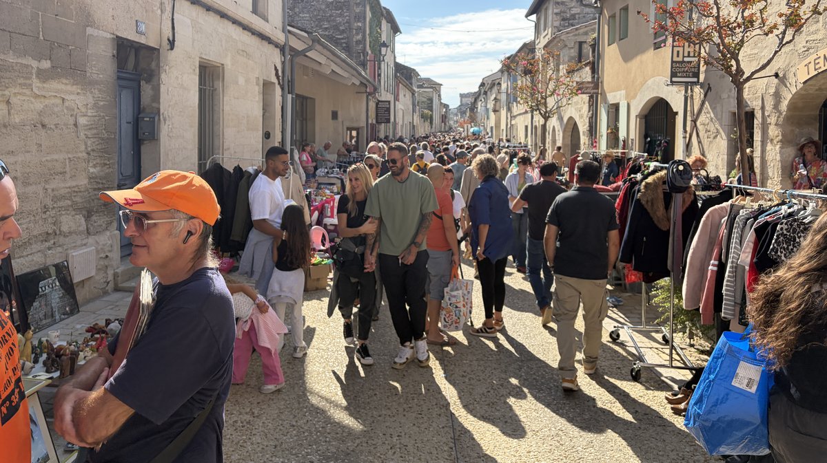 rue de la République Villeneuve-lès-Avignon