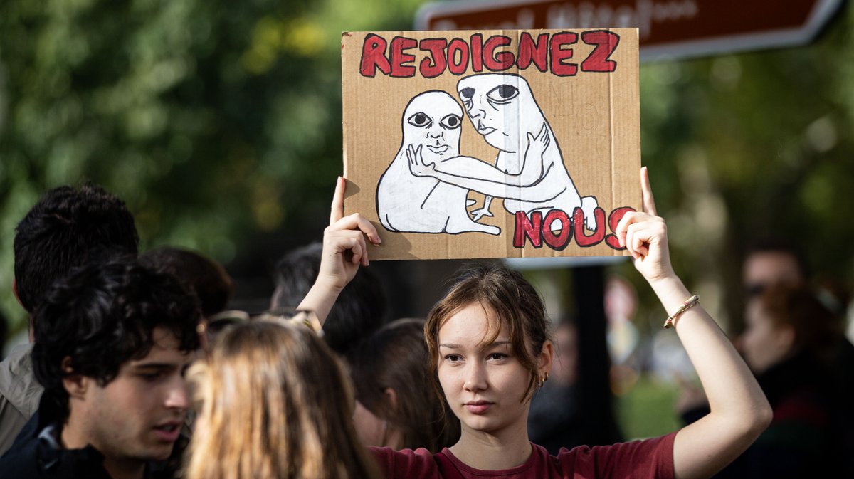 nimes manifestations 24 octobre