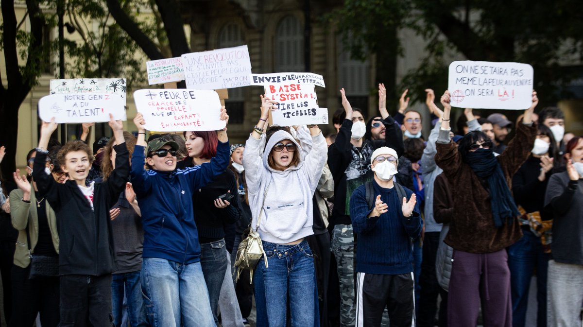 nimes manifestations 24 octobre